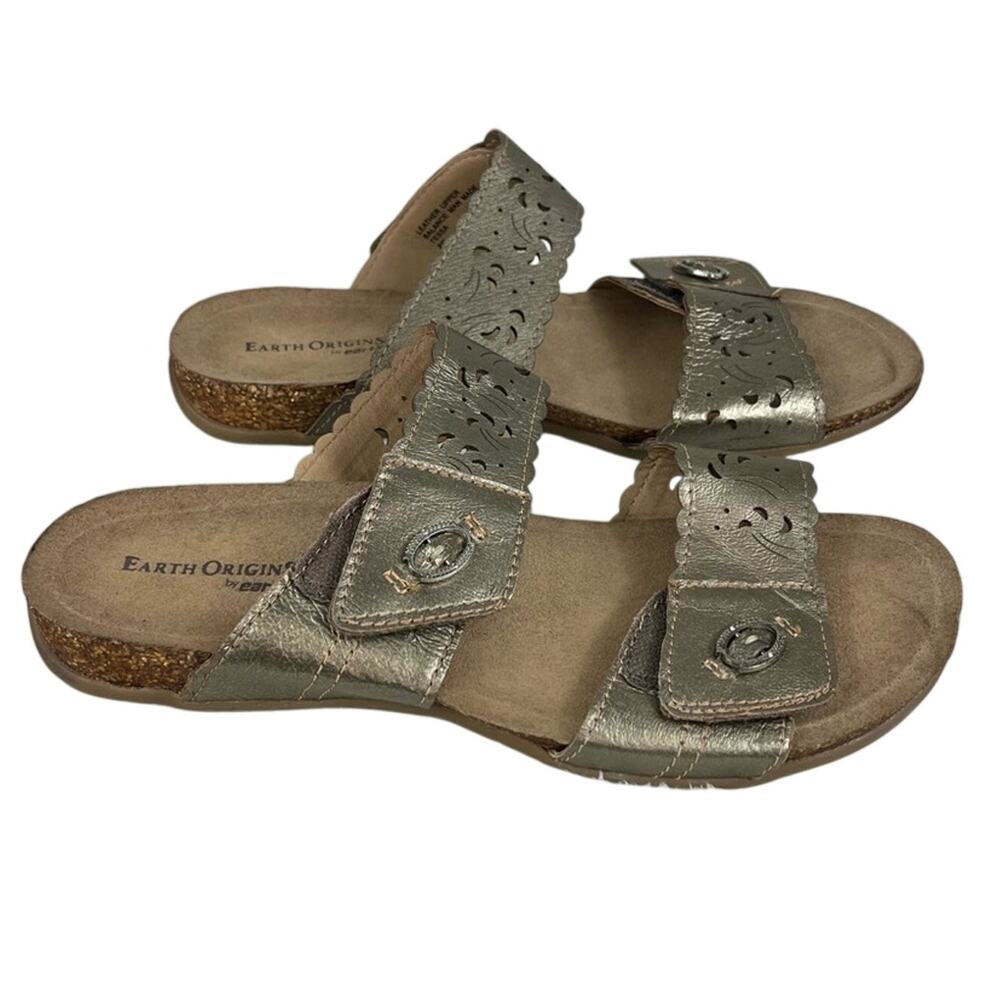 EARTH‎ ORIGINS |  Gray Metallic Tess Platinum Double Strap Slip-On Sandals Sz 8W